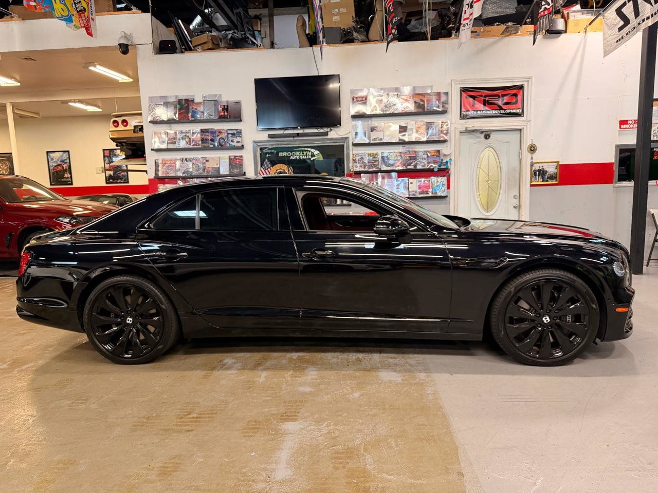 Used 2021 Bentley Flying Spur W12 AWD/4WD image 4