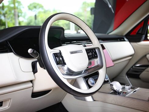 Used 2023 Land Rover Range Rover SV AWD/4WD image 26