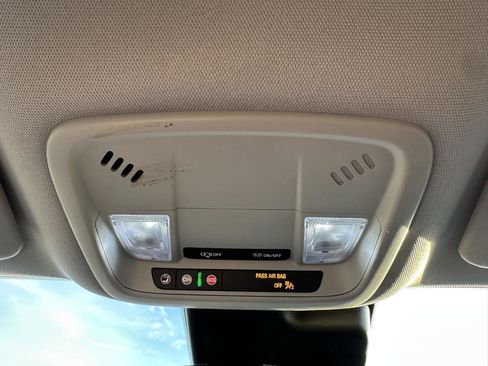 Used 2023 Chevrolet Malibu LT image 35