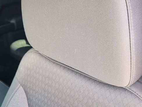 Used 2022 Chevrolet Silverado 1500 Custom image 17