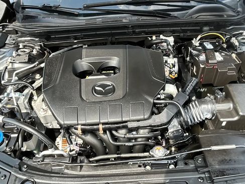 Used 2023 MAZDA MAZDA3 s image 28