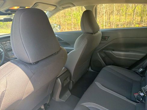 Used 2025 Subaru Impreza 2.0i image 11