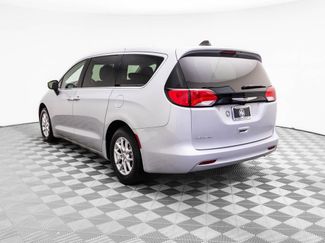 Used 2023 Chrysler Voyager LX video 3