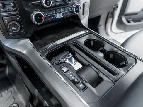 Used 2022 Ford F150 Lariat image 35