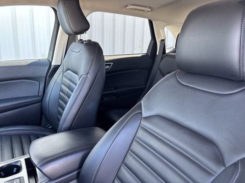 Used 2024 Ford Edge SEL w/ Convenience Package image 21