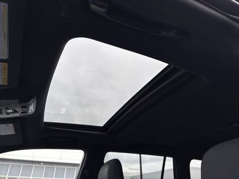 Used 2023 Lexus GX 460 Premium image 23