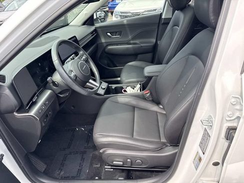 Used 2024 Hyundai Kona Limited AWD/4WD image 14