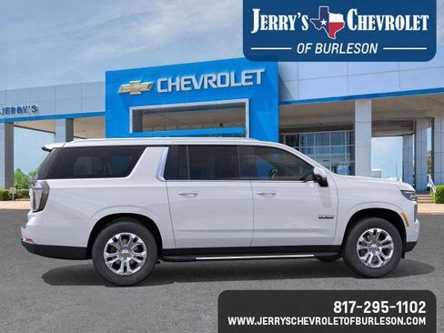 New 2026 Chevrolet Suburban LT w/ Comfort Package image 7