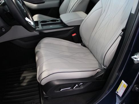 New 2026 Acura MDX SH-AWD w/ Advance Package image 9