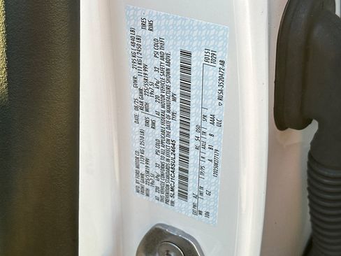 New 2025 Lincoln Corsair Premiere w/ Equipment Group 101A image 28