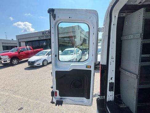 Used 2020 Ford Transit 250 Medium Roof w/ Load Area Protection Package RWD image 34