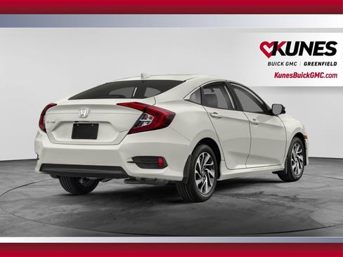Used 2018 Honda Civic EX image 4