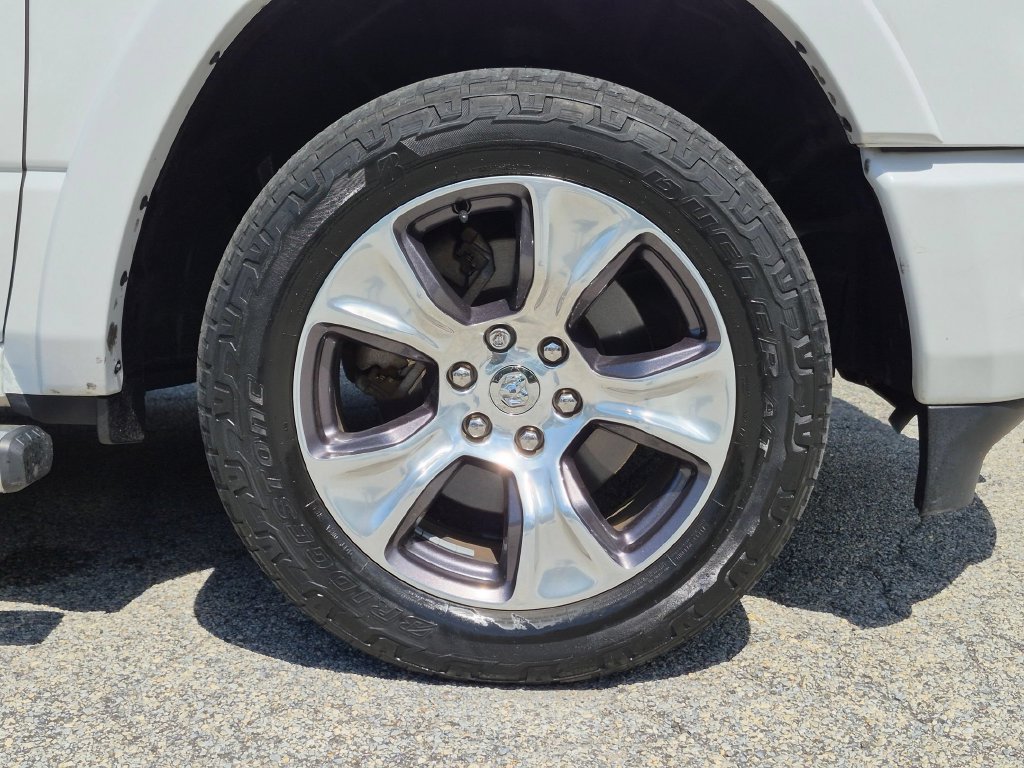 Used 2020 RAM 1500 Laramie w/ Sport Appearance Package AWD/4WD image 31