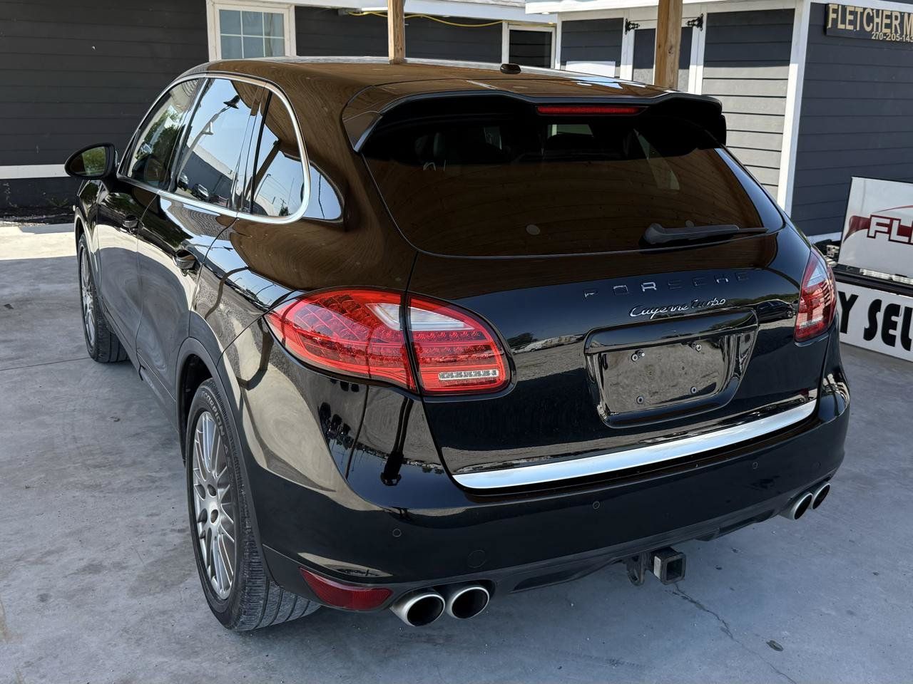 Used 2011 Porsche Cayenne Turbo AWD/4WD image 10