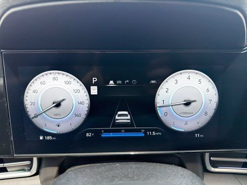 New 2026 Hyundai Elantra Limited FWD image 20