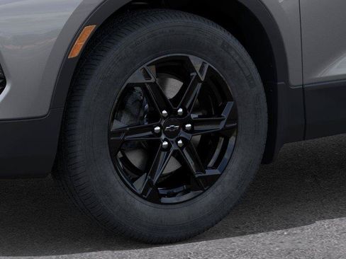 New 2026 Chevrolet Blazer LT w/ Midnight/Sport Edition AWD/4WD image 9