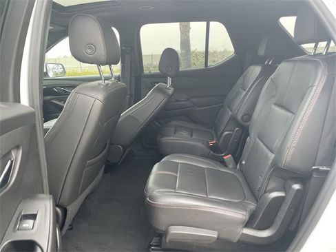 Used 2023 Chevrolet Traverse RS image 26