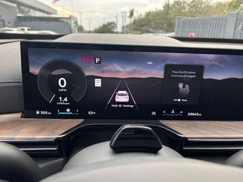 Used 2025 Genesis GV80 3.5T Prestige image 19