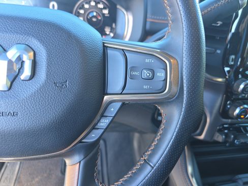 Used 2023 RAM 3500 Limited image 32