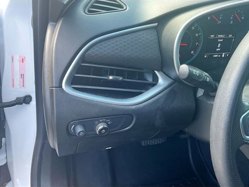 Used 2024 Chevrolet Malibu LT FWD image 10