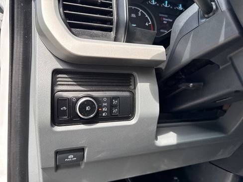 Used 2024 Ford F250 XLT AWD/4WD image 29