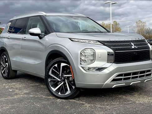 Used 2022 Mitsubishi Outlander SEL image 34