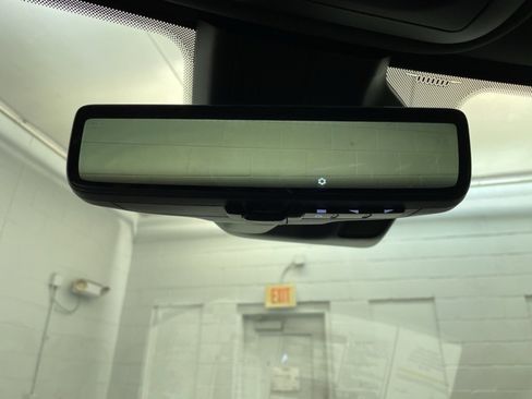 New 2025 Jeep Grand Cherokee Limited w/ Luxury Tech Group II image 16