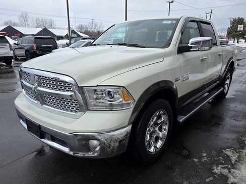Used 2018 RAM 1500 Laramie image 2