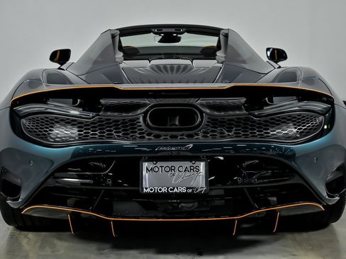 Used 2024 McLaren 750S Spider RWD image 11