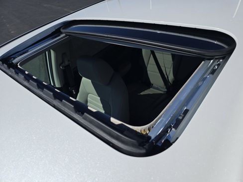 New 2026 Honda CR-V EX-L image 4