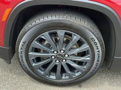 Used 2023 Chevrolet Traverse RS AWD/4WD image 9