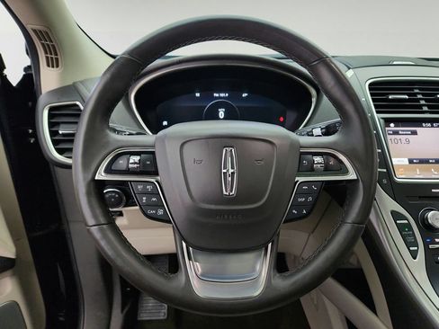 Used 2019 Lincoln Nautilus Reserve w/ Ultimate Package AWD/4WD image 14