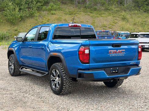 Used 2023 GMC Canyon AT4 w/ AT4 Premium Package AWD/4WD image 8