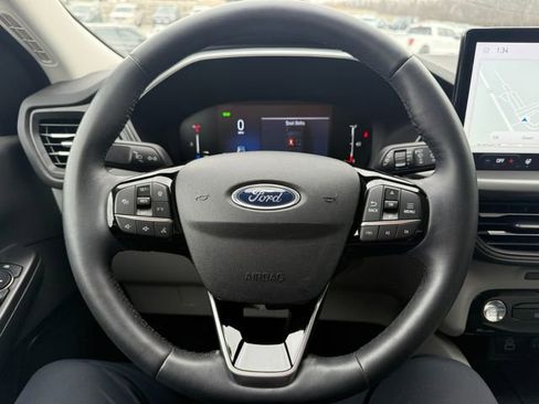 Used 2024 Ford Escape SE FWD image 22