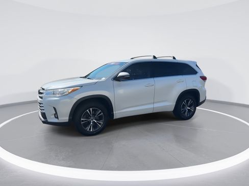 Used 2018 Toyota Highlander Plus image 5