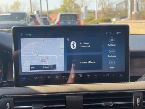 Used 2023 Lincoln Corsair Reserve w/ Equipment Group 201A image 19