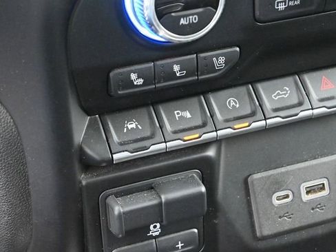 Used 2021 GMC Sierra 1500 SLT w/ SLT Premium Plus Package image 28