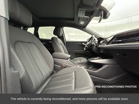 Used 2024 Audi Q4 e-tron Premium Plus w/ Premium Plus image 15