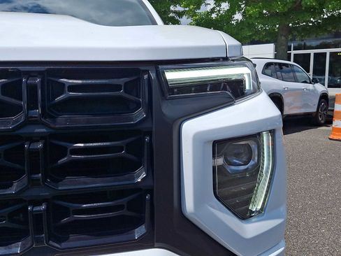 Used 2026 GMC Canyon Elevation w/ Convenience Package RWD image 11