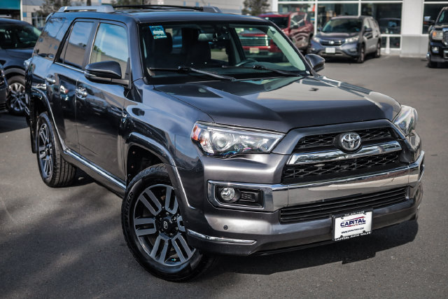 Used 2018 Toyota 4Runner Limited AWD/4WD image 5