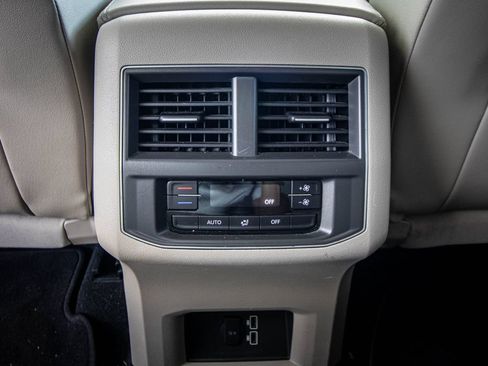 Used 2019 Volkswagen Atlas SE w/ Towing Package AWD/4WD image 44