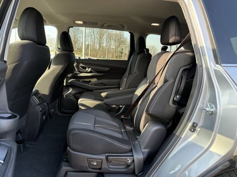 Certified 2025 Subaru Ascent Premium AWD/4WD image 31