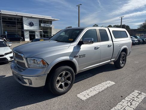 Used 2017 RAM 1500 Laramie image 1
