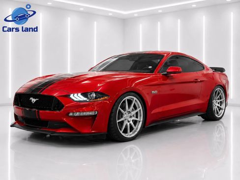 Used 2021 Ford Mustang GT RWD image 3