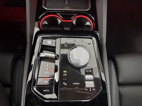 New 2026 BMW 540i xDrive w/ M Sport Package image 18