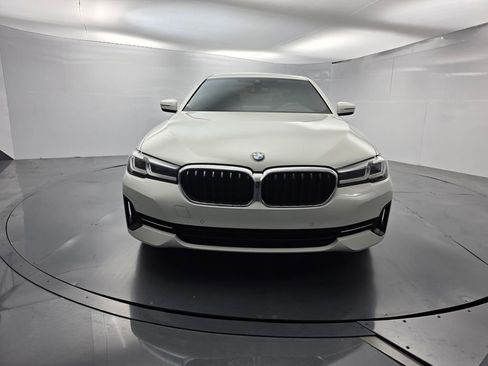 Used 2021 BMW 540i w/ Convenience Package image 2