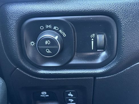 Used 2021 RAM 1500 Big Horn image 30