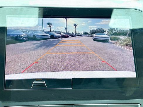 Used 2024 Chevrolet Malibu LT FWD image 13