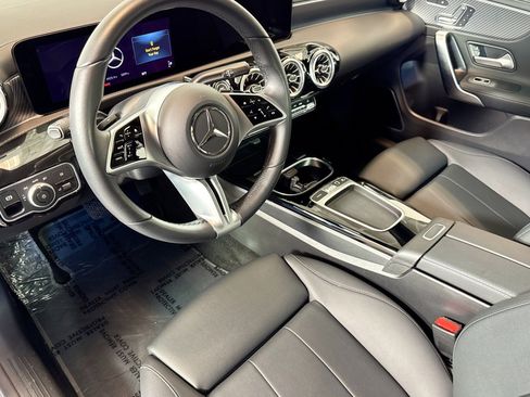 Certified 2025 Mercedes-Benz CLA 250 image 9