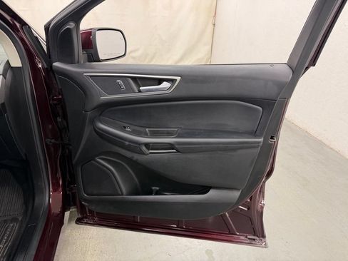 Used 2023 Ford Edge SEL w/ Convenience Package AWD/4WD image 9